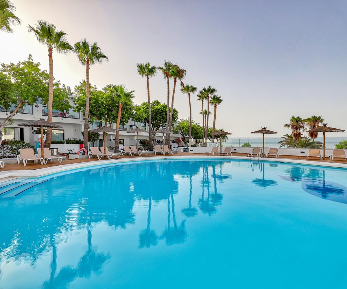 Hotel Thb Flora بويرتو ذيل كارمين المظهر الخارجي الصورة